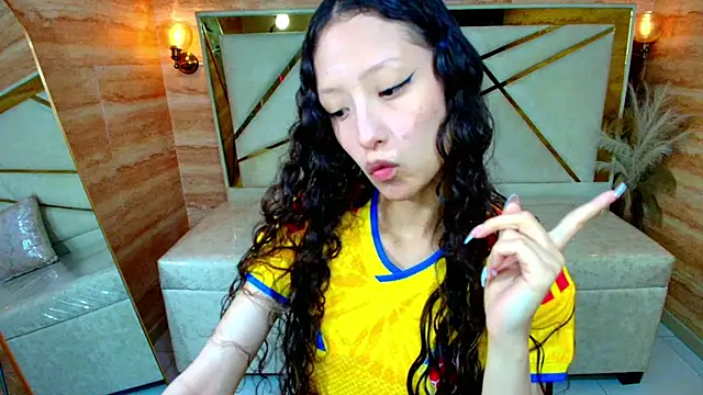 abby  r online show from 07/07/26, 01:04