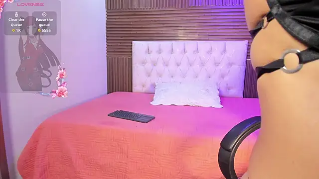 Snapshot of LexiAdamss chatting on 05/17/26, 12:56 LexiAdamss online show from 05/17/26, 12:56