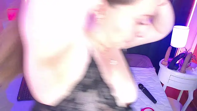 Velvett Blonde online show from 06/22/26, 01:08
