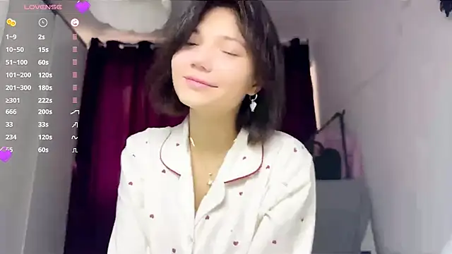 Snapshot of Cute_Capricee chatting on 04/22/26, 09:44 Cute Capricee online show from 04/22/26, 09:44