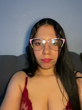 Snapshot of IsabelaRivers chatting on 04/11/26, 02:49 IsabelaRivers online show from 04/11/26, 02:49