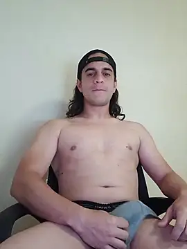 Snapshot of randomzombie27 chatting on 04/17/26, 11:02 randomzombie27 online show from 04/17/26, 11:02