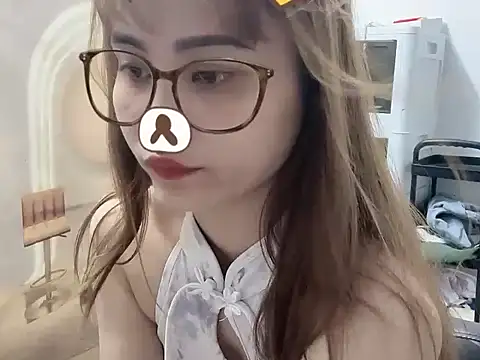 Snapshot of ___Nami___ chatting on 05/30/26, 01:19 Nami online show from 05/30/26, 01:19