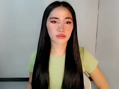 urasiankylie online show from 04/23/26, 05:04