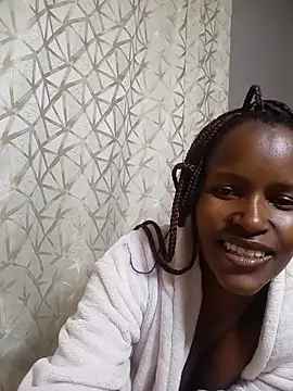 Snapshot of SexySlender_98 chatting on 06/26/26, 04:55 SexySlender 98 online show from 06/26/26, 04:55