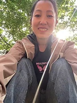 Huonglyna online show from 04/04/26, 01:48