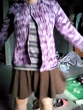 Snapshot of MayLoveAngel chatting on 05/18/26, 01:56 MayLoveAngel online show from 05/18/26, 01:56