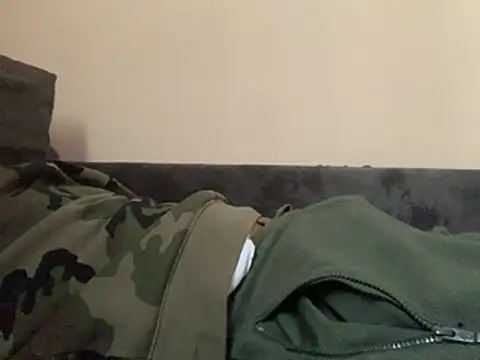 Snapshot of Holmes94 chatting on 04/02/26, 04:04 Holmes94 online show from 04/02/26, 04:04