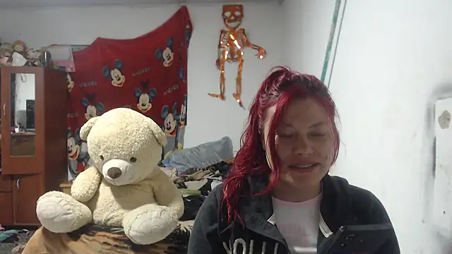 Snapshot of amber_squirtsx chatting on 08/04/26, 12:47 amber squirtsx online show from 08/04/26, 12:47