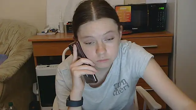 Snapshot of JessicaHolland1 chatting on 07/14/26, 05:40 JessicaHolland1 online show from 07/14/26, 05:40