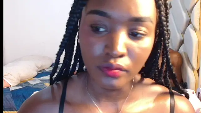 YANADEBAYO online show from 06/07/26, 06:22