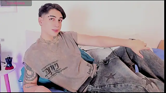 Snapshot of Thiago_angel chatting on 04/25/26, 03:20 Thiago angel online show from 04/25/26, 03:20