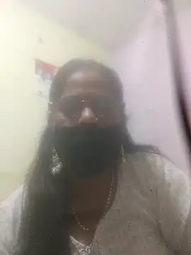Snapshot of SEEMA_012 chatting on 04/13/26, 05:35 SEEMA 012 online show from 04/13/26, 05:35