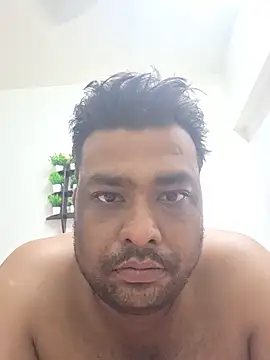 Snapshot of Meninmumbai chatting on 05/15/26, 08:05 Meninmumbai online show from 05/15/26, 08:05