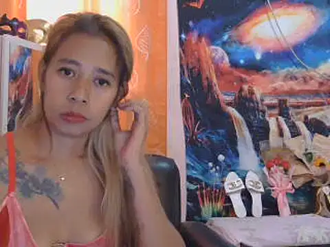 Snapshot of morena231994 chatting on 04/13/26, 05:57 morena231994 online show from 04/13/26, 05:57