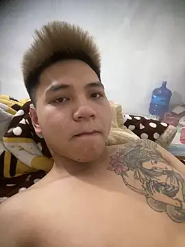 Snapshot of ahtaikk12345 chatting on 04/04/26, 01:37 ahtaikk12345 online show from 04/04/26, 01:37