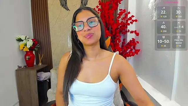 Snapshot of Atiena_ chatting on 07/14/26, 07:52 Atiena online show from 07/14/26, 07:52