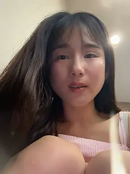Snapshot of Hinako_0012 chatting on 05/25/26, 04:40 Hinako 0012 online show from 05/25/26, 04:40
