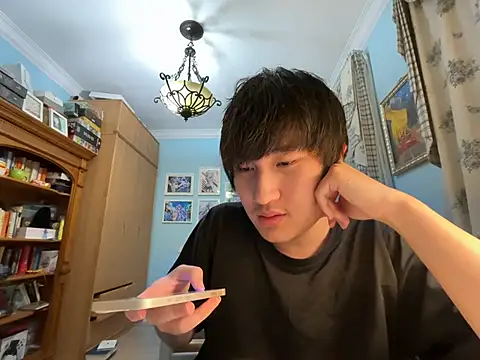 Snapshot of HegelDeSpinoza chatting on 04/04/26, 03:42 HegelDeSpinoza online show from 04/04/26, 03:42