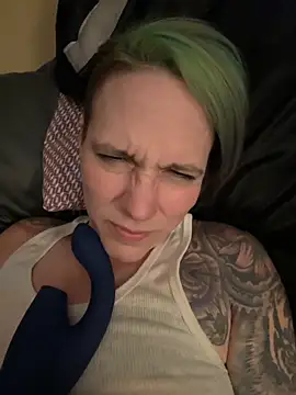 juneafterhours online show from 04/18/26, 09:46