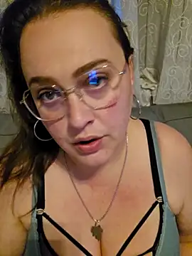 Snapshot of Blondibaby chatting on 05/22/26, 08:14 Blondibaby online show from 05/22/26, 08:14