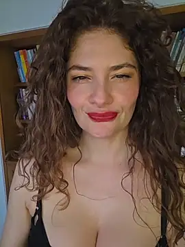 Snapshot of CelineBoyer_ chatting on 04/16/26, 09:39 CelineBoyer online show from 04/16/26, 09:39