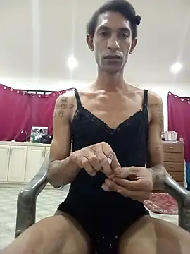 TranzPiggy online show from 04/05/26, 10:12