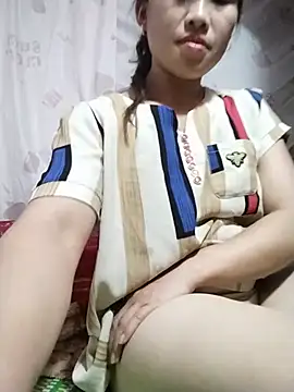 Snapshot of Yo-must chatting on 07/05/26, 04:19 Yo-must online show from 07/05/26, 04:19