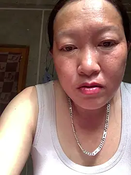 Snapshot of candy-beo chatting on 05/16/26, 12:07 candy-beo online show from 05/16/26, 12:07