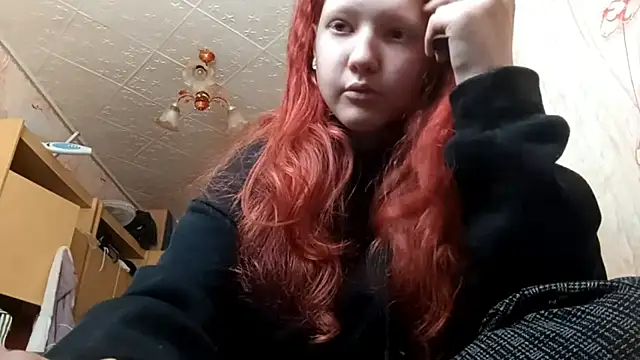 Snapshot of BirgitKamal chatting on 04/22/26, 11:34 BirgitKamal online show from 04/22/26, 11:34