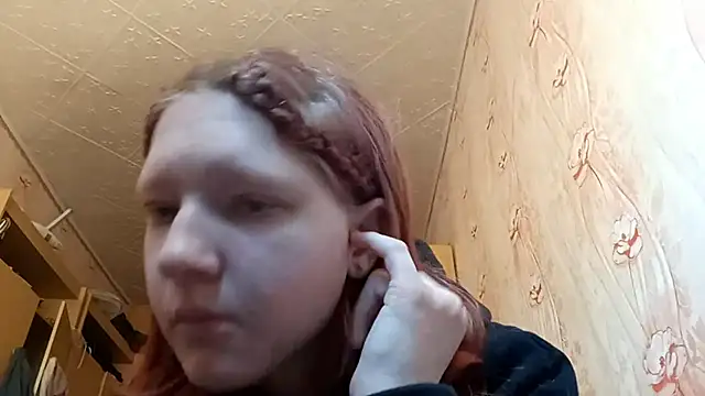 Snapshot of BirgitKamal chatting on 05/22/26, 10:10 BirgitKamal online show from 05/22/26, 10:10
