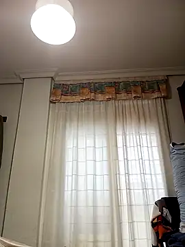 Snapshot of mecaloco chatting on 04/21/26, 04:34 mecaloco online show from 04/21/26, 04:34