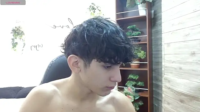 Snapshot of billy_wild chatting on 04/23/26, 12:15 billy wild online show from 04/23/26, 12:15