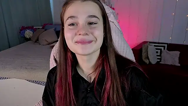 Snapshot of Kacey_Love chatting on 04/08/26, 01:33 Kacey Love online show from 04/08/26, 01:33