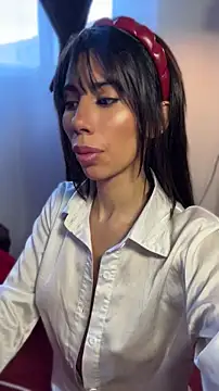 Snapshot of AlmaSajor_ chatting on 07/04/26, 02:56 AlmaSajor online show from 07/04/26, 02:56