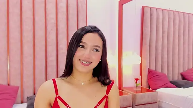 Snapshot of Zoe_Monrow chatting on 05/10/26, 12:10 Zoe Monrow online show from 05/10/26, 12:10
