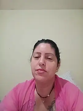 Snapshot of suziferreti chatting on 05/15/26, 03:41 suziferreti online show from 05/15/26, 03:41