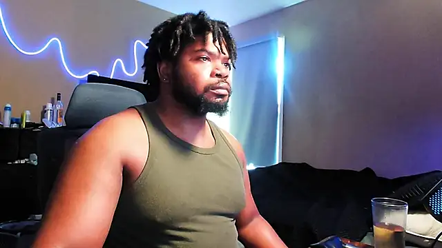 Snapshot of rogue42911 chatting on 06/04/26, 10:49 rogue42911 online show from 06/04/26, 10:49