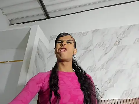 stefani robles online show from 05/22/26, 12:18