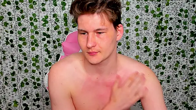Snapshot of _Srifi_ chatting on 04/19/26, 03:17 Srifi online show from 04/19/26, 03:17