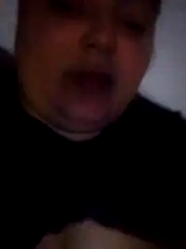 criscvwolff99 online show from 04/15/26, 10:21