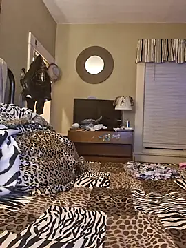 Mijaaaa12121 online show from 04/08/26, 03:39