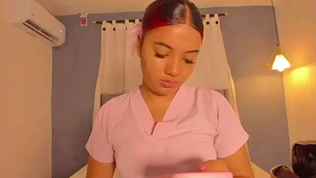sweetkimmie  online show from 04/22/26, 11:23