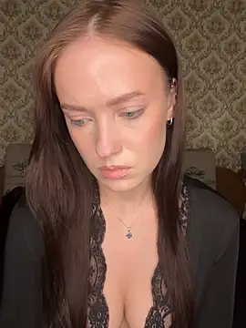 Bonny Red  online show from 04/07/26, 02:17