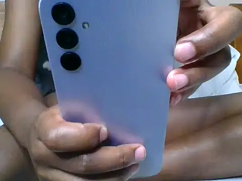 Snapshot of Teeh998712 chatting on 04/05/26, 08:50 Teeh998712 online show from 04/05/26, 08:50