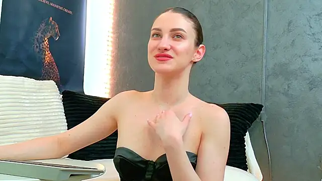 Amira a online show from 05/06/26, 04:30