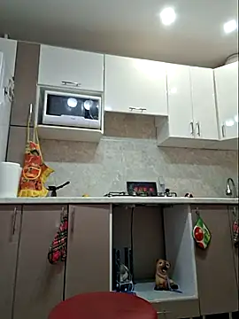 LaliaMia online show from 10/19/25, 04:46