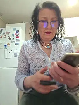 LaliaMia online show from 04/12/26, 12:48