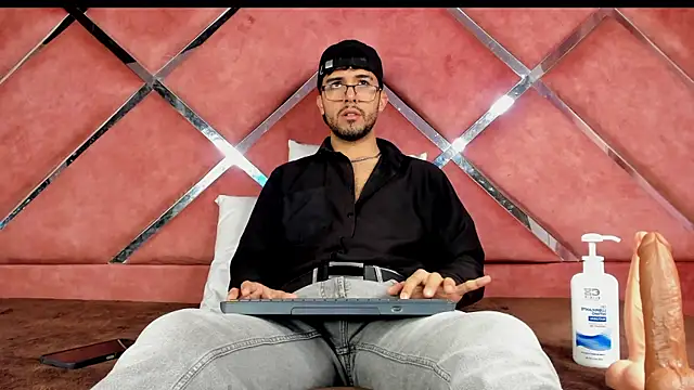 RodrigoColby2 online show from 06/25/26, 03:28