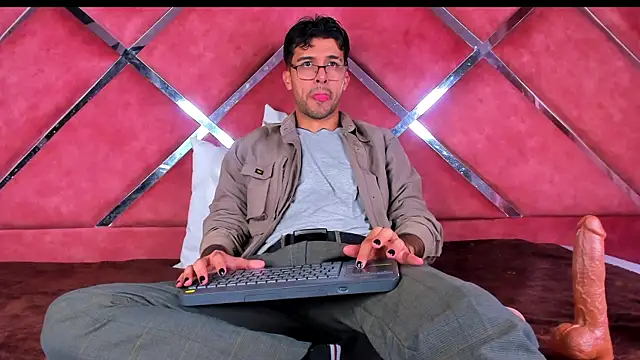 RodrigoColby2 online show from 07/02/26, 03:06